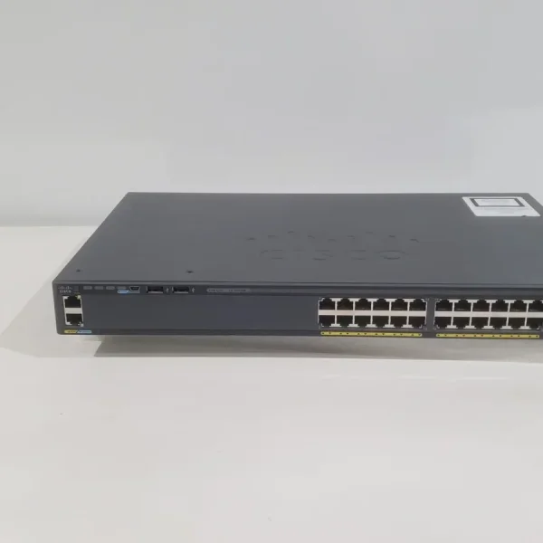 Купить Cisco WS-C2960X-24TS-LL: 24 порта, PoE+, управление