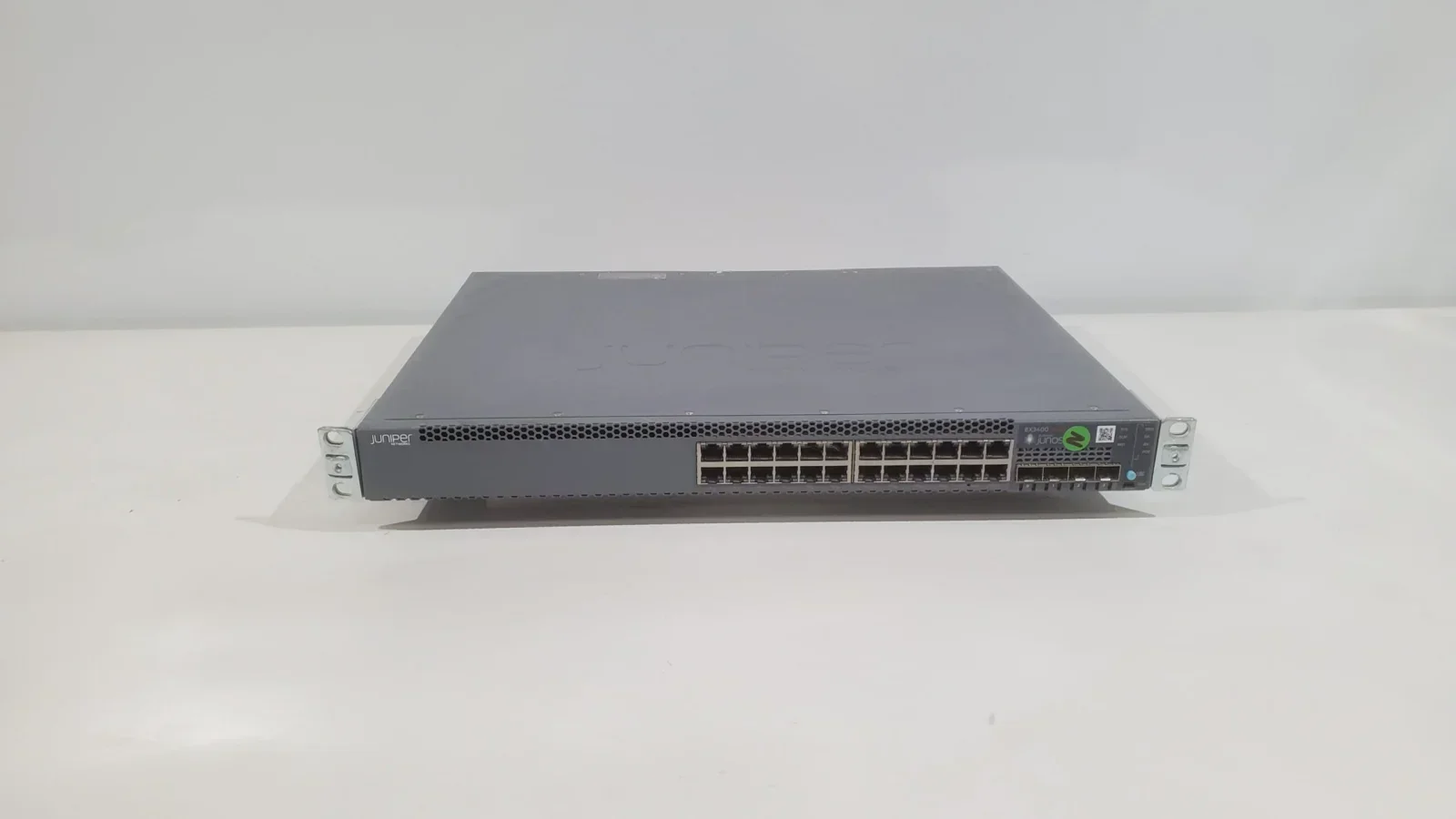 2025-04-18-15-26-33 Коммутатор Juniper EX3400-24P купить | 24 порта PoE+ — изображение 1