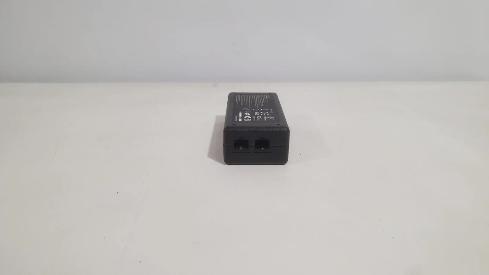 2025-07-07-13-53-23 Инжектор PoE TEKING PAS18 AA-W3800420 – 1 порт, 30W, 48V — изображение 1