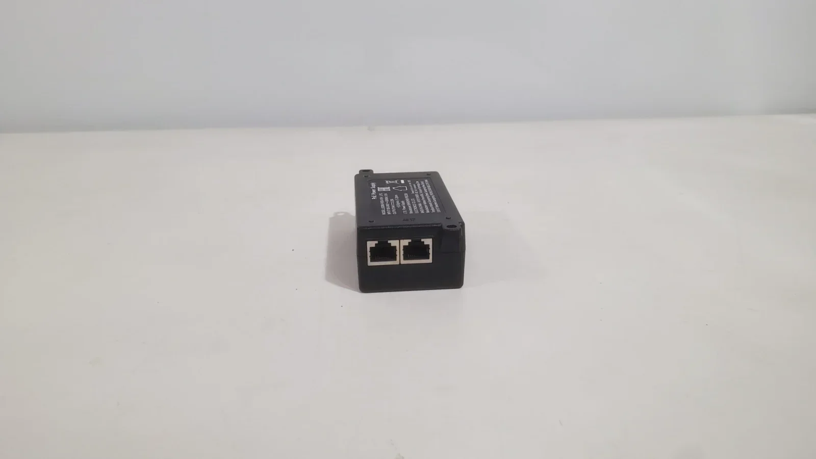 2025-07-07-13-57-46 Инжектор PoE ATCOM L30280-F600-A184 | 30W, 802.3af/at — изображение 1