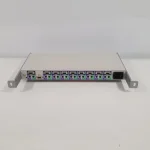KVM-переключатель Compaq EO1004B: управление 4 серверами в 1