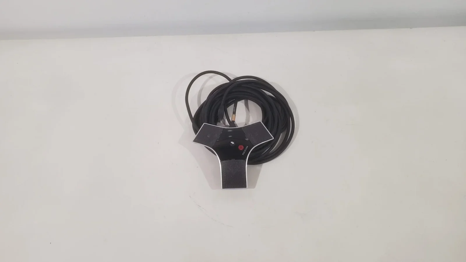 2025-10-23-17-02-08 Микрофон Polycom 2201-23313-003 HDX купить | Аксессуары ВКС — изображение 1